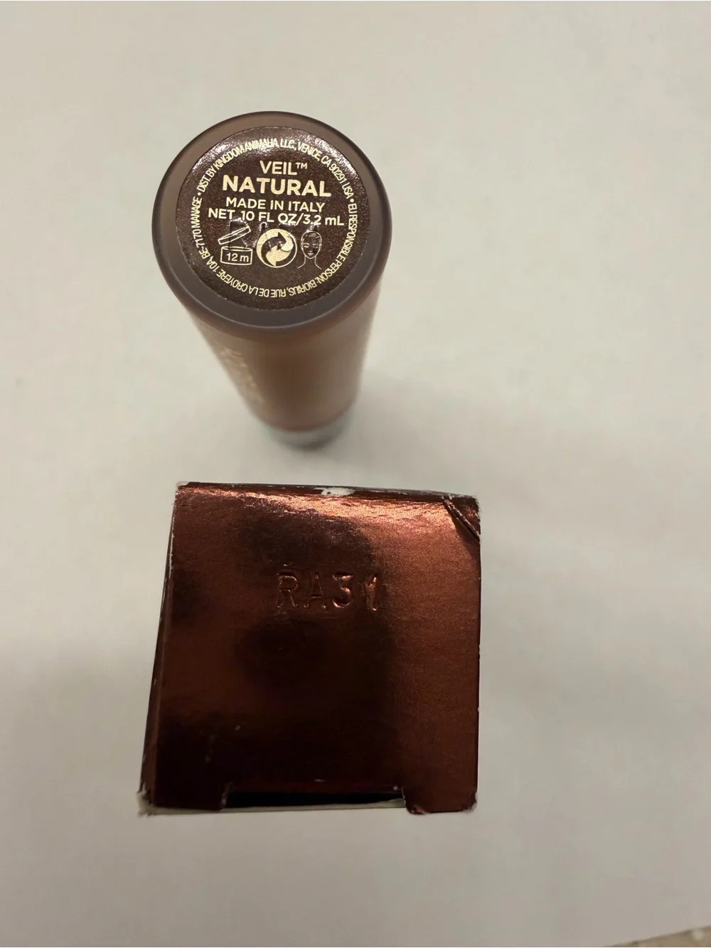 Hourglass Veil Retouching shade natural